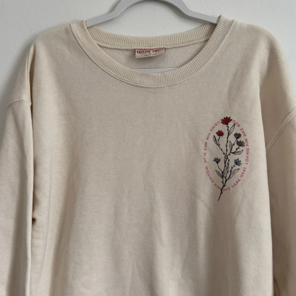 Taylor Swift Loving Him Was Red Crewneck Sweatshirt Size Large Cream Pullover